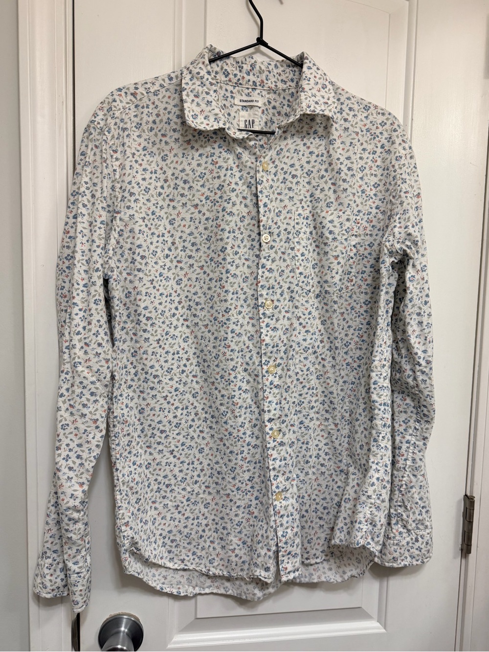 GAP Men’s White Button-Down Shirt with Blue & Pink Floral Print